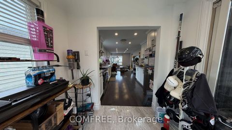 Photo 1 at 89 Seventeenth Street, New Toronto, Toronto