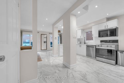 Photo 7 at 353 Brownridge Drive, Brownridge, Vaughan