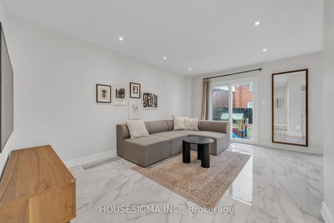 Photo 10 at 353 Brownridge Drive, Brownridge, Vaughan