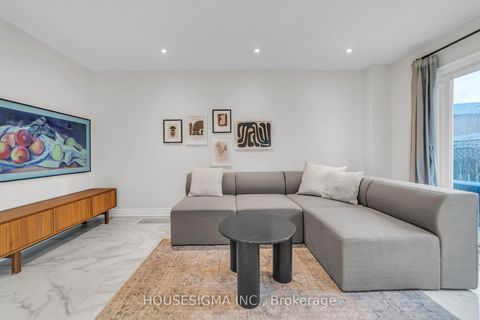 Photo 11 at 353 Brownridge Drive, Brownridge, Vaughan