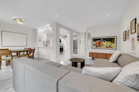 Photo 16 at 353 Brownridge Drive, Brownridge, Vaughan