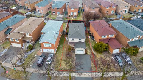 Photo 44 at 353 Brownridge Drive, Brownridge, Vaughan