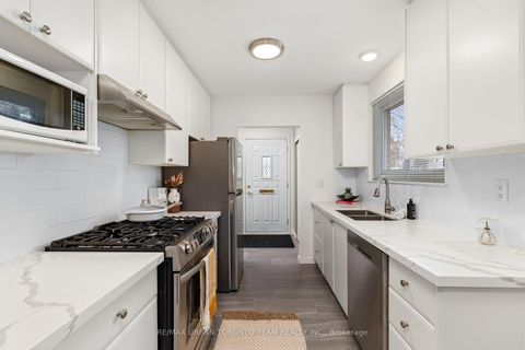 Photo 8 at 57 Bledlow Manor Drive, Guildwood, Toronto