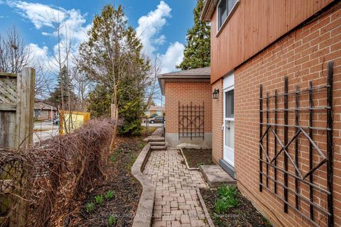 Photo 32 at 57 Bledlow Manor Drive, Guildwood, Toronto