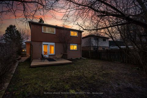 Photo 38 at 57 Bledlow Manor Drive, Guildwood, Toronto