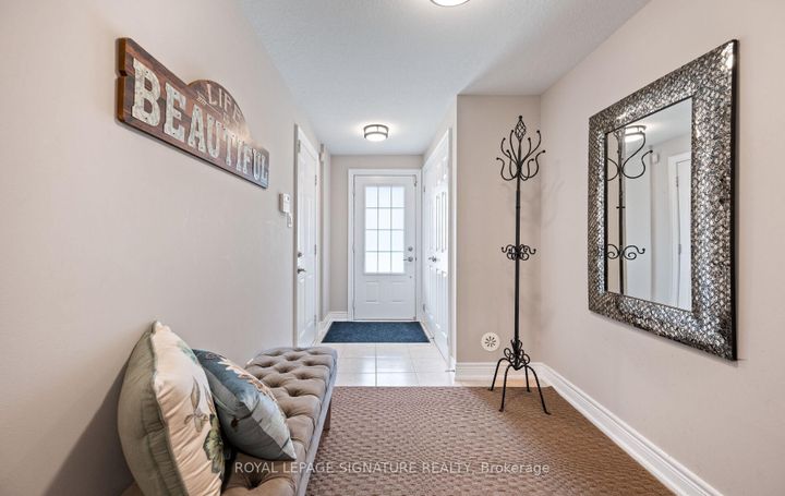 Photo 6 at 19 - 5988 Turney Drive, Streetsville, Mississauga