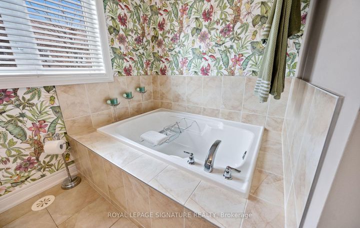 Photo 34 at 19 - 5988 Turney Drive, Streetsville, Mississauga