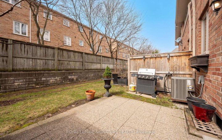 Photo 39 at 19 - 5988 Turney Drive, Streetsville, Mississauga