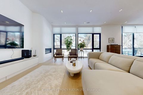 Photo 16 at 128 Anndale Drive, Willowdale East, Toronto