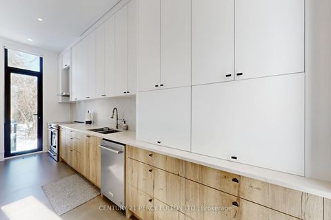 Photo 21 at 128 Anndale Drive, Willowdale East, Toronto