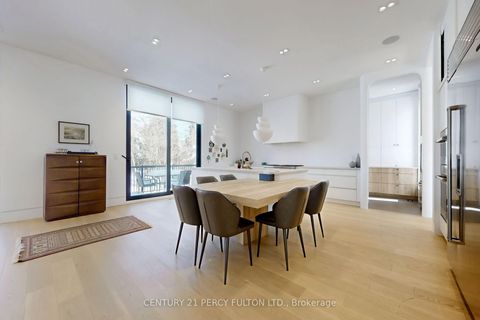 Photo 22 at 128 Anndale Drive, Willowdale East, Toronto