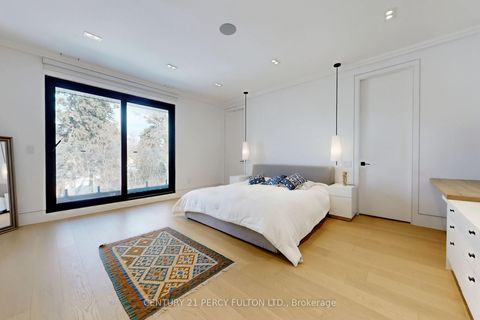 Photo 29 at 128 Anndale Drive, Willowdale East, Toronto