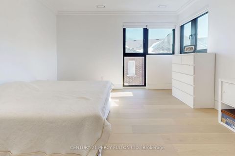 Photo 39 at 128 Anndale Drive, Willowdale East, Toronto