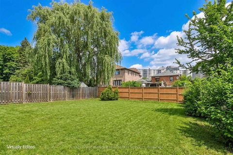 Photo 3 at 39 Wickford Drive, Maple Leaf, Toronto