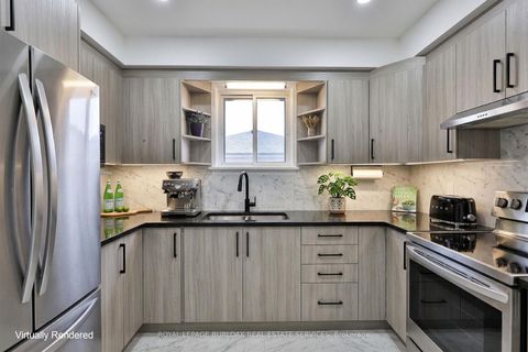 Photo 11 at 39 Wickford Drive, Maple Leaf, Toronto