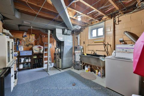 Photo 29 at 39 Wickford Drive, Maple Leaf, Toronto