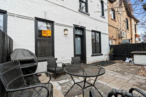 Photo 41 at 89 Foxley Street, Bellwoods, Toronto