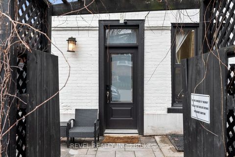 Photo 45 at 89 Foxley Street, Bellwoods, Toronto