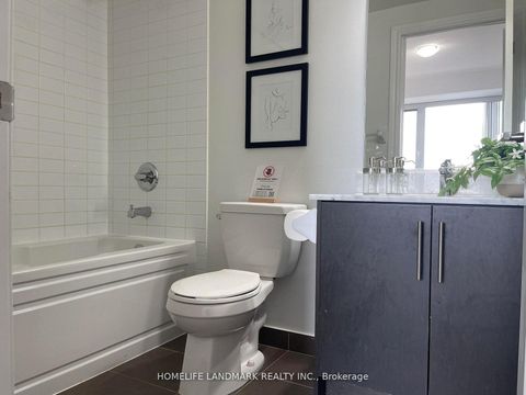 Photo 10 at 304 - 23 Glebe Road W, Eglinton, Toronto