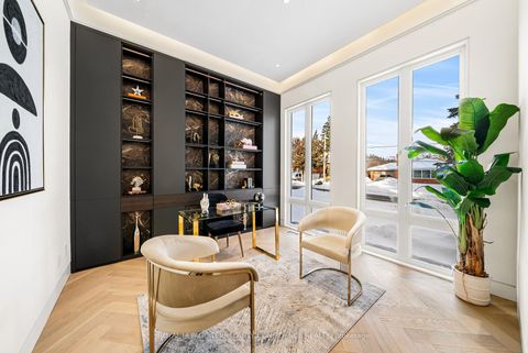 Photo 7 at 281 Kerrybrook Drive, Mill Pond, Richmond Hill