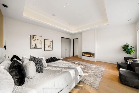 Photo 21 at 281 Kerrybrook Drive, Mill Pond, Richmond Hill