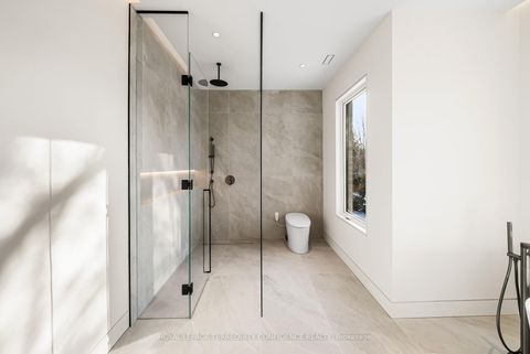 Photo 24 at 281 Kerrybrook Drive, Mill Pond, Richmond Hill