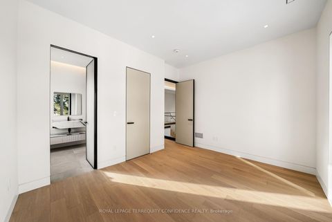 Photo 27 at 281 Kerrybrook Drive, Mill Pond, Richmond Hill