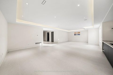 Photo 42 at 281 Kerrybrook Drive, Mill Pond, Richmond Hill