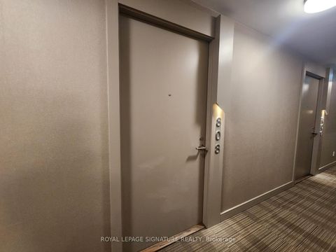 Photo 2 at 808 - 2 Sonic Way, Flemingdon Park, Toronto