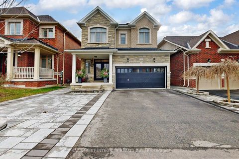 Photo 2 at 170 Crane Street, Rural Aurora, Aurora