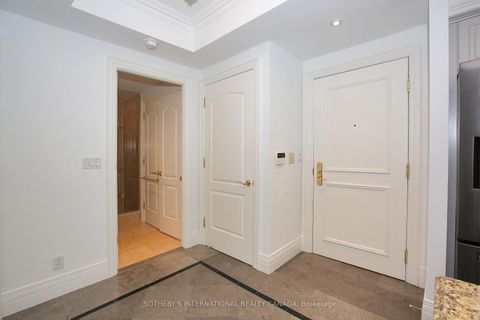 Photo 2 at 809 - 33 Delisle Avenue, St. Clair, Toronto