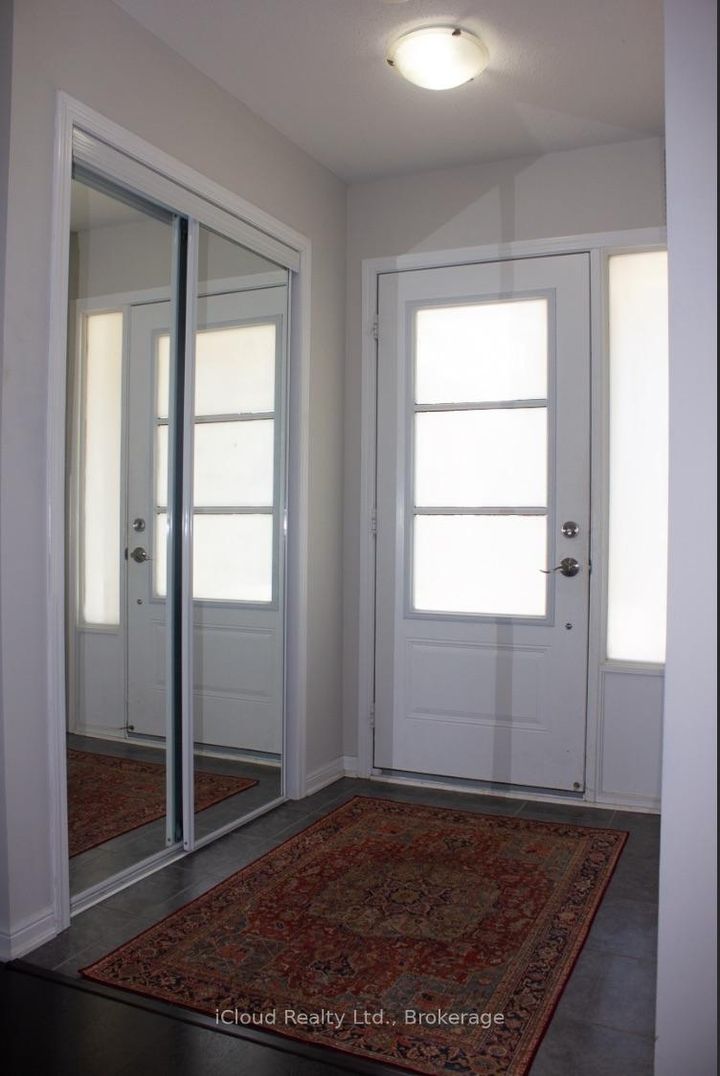 Photo 1 at 118 Baycliffe Crescent, Northwest Brampton, Brampton