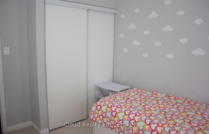 Photo 13 at 118 Baycliffe Crescent, Northwest Brampton, Brampton