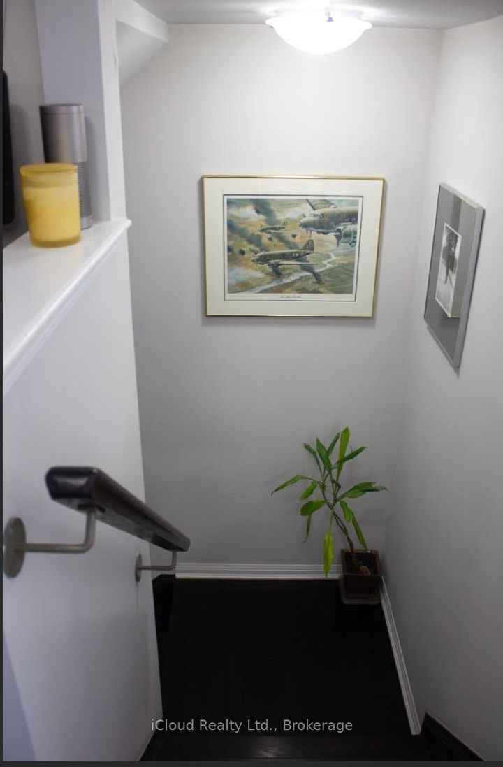 Photo 14 at 118 Baycliffe Crescent, Northwest Brampton, Brampton