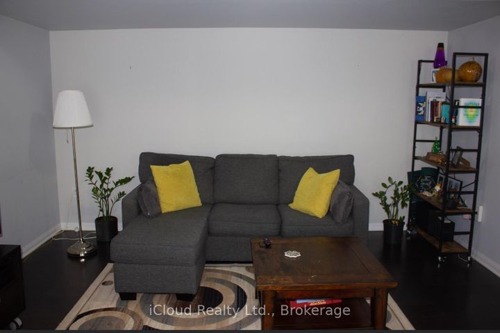 Photo 24 at 118 Baycliffe Crescent, Northwest Brampton, Brampton