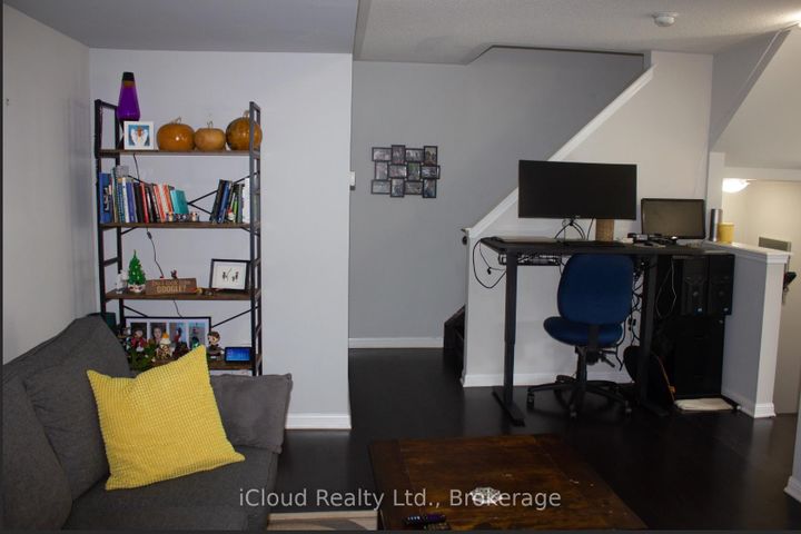 Photo 25 at 118 Baycliffe Crescent, Northwest Brampton, Brampton