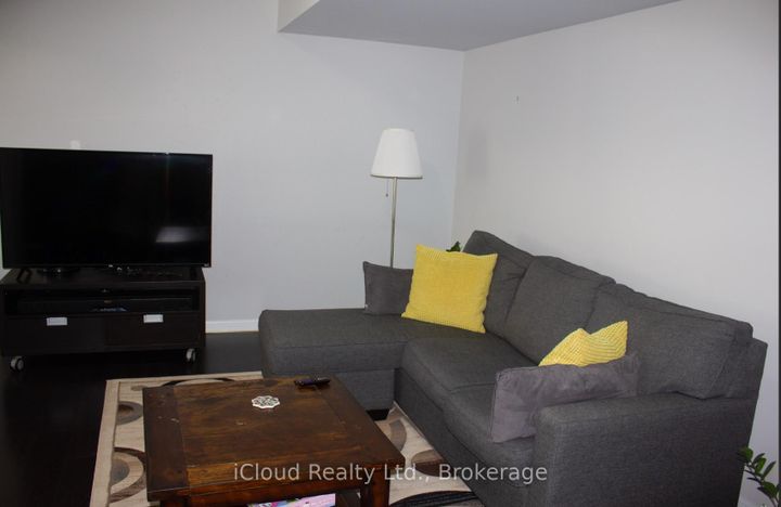 Photo 26 at 118 Baycliffe Crescent, Northwest Brampton, Brampton