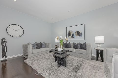 Photo 6 at 150 Strathearn Avenue, Bayview Hill, Richmond Hill