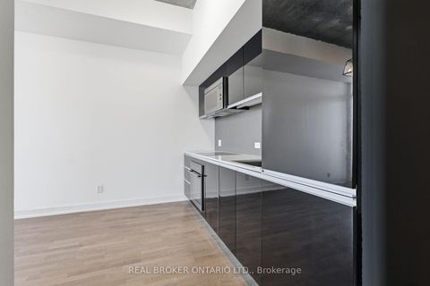 Photo 5 at 1127 - 20 Minowan Miikan Lane, Little Portugal, Toronto