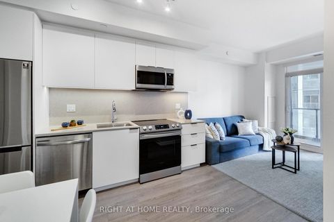 Photo 4 at 921 - 50 Power Street, Moss Park, Toronto