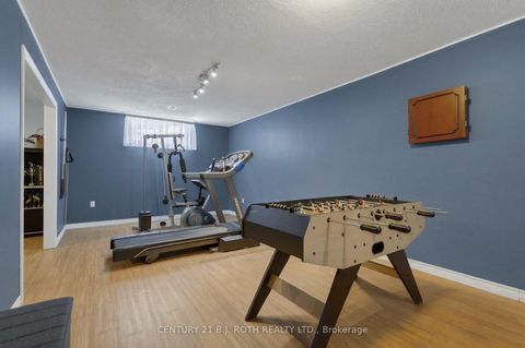 Photo 14 at 115 Lion's Gate Boulevard, Little Lake, Barrie