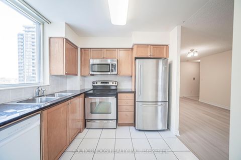 Photo 15 at 802 - 18 Spring Garden Avenue, Willowdale East, Toronto