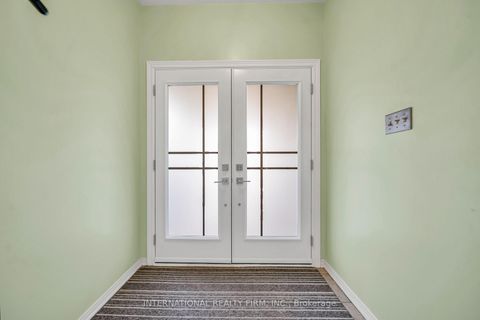 Photo 5 at 45 Naughton Drive, Westbrook, Richmond Hill