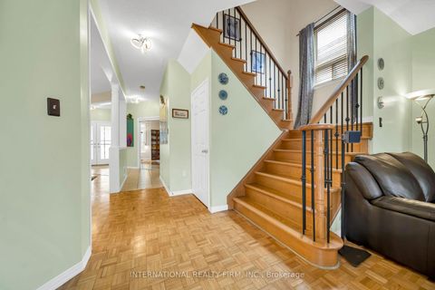 Photo 11 at 45 Naughton Drive, Westbrook, Richmond Hill