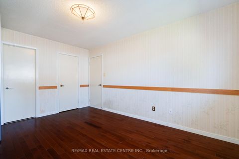 Photo 17 at 33 Millhouse Crescent, Rouge E11, Toronto