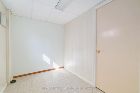 Photo 28 at 33 Millhouse Crescent, Rouge E11, Toronto