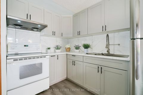 Photo 29 at 33 Millhouse Crescent, Rouge E11, Toronto