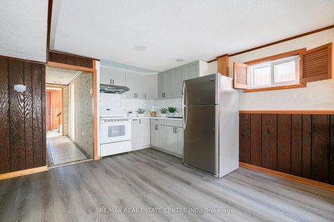 Photo 31 at 33 Millhouse Crescent, Rouge E11, Toronto