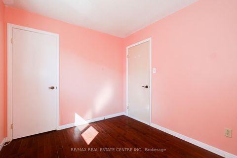 Photo 32 at 33 Millhouse Crescent, Rouge E11, Toronto