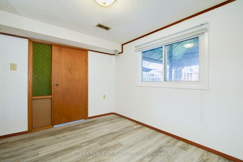 Photo 37 at 33 Millhouse Crescent, Rouge E11, Toronto